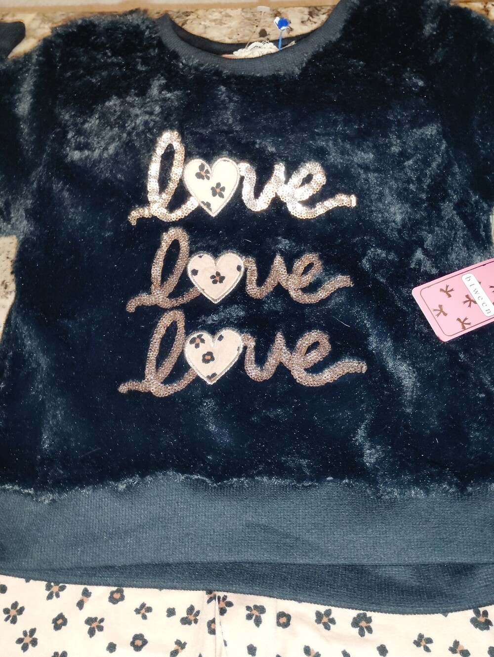nwt 8 Girls Btween Black Fuzzy 'Love' Top with Pink Floral Print Pants - Picture 5 of 6